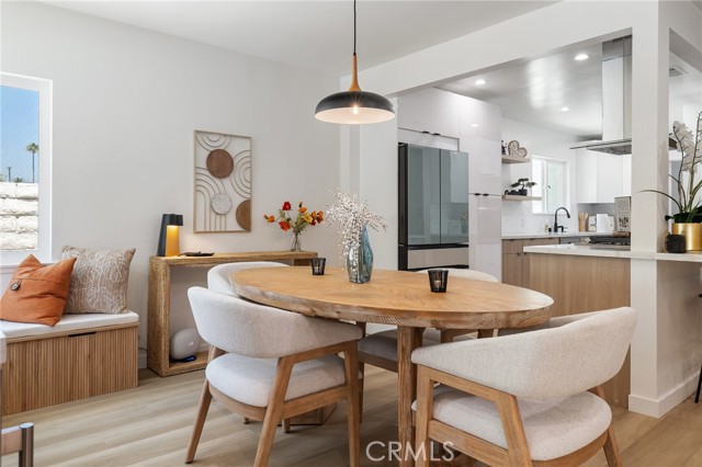 10217 Lemona Avenue, Mission Hills (San Fernando) CA: https://media.crmls.org/medias/7ebc1fcd-2fde-4ba6-bc63-e886fa52b312.jpg
