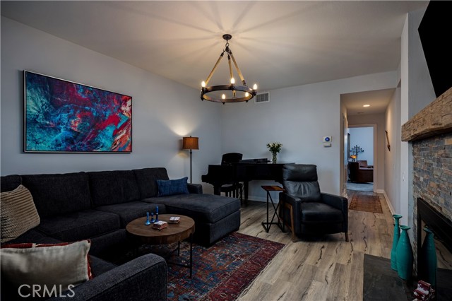 Front Image Thumbnail for CRPW26068867