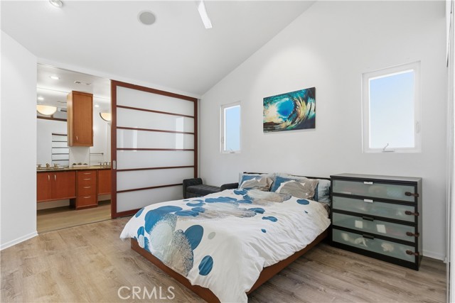 Image 13 of 33 For 14 Dry Creek