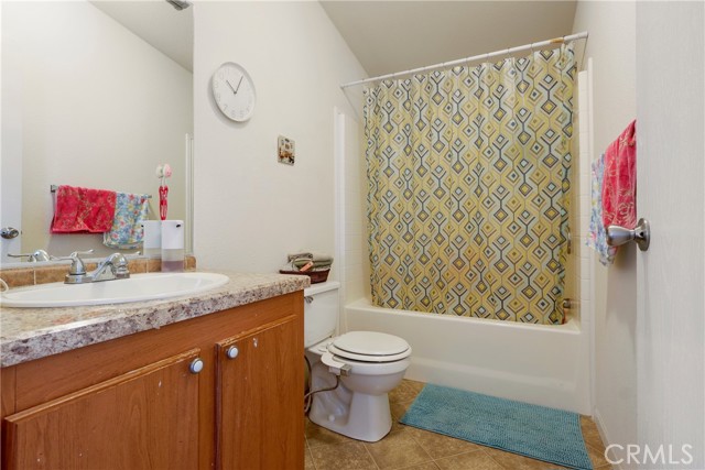 Detail Gallery Image 8 of 12 For 14362 17 Bushard  St #17,  Westminster,  CA 92683 - 3 Beds | 2 Baths