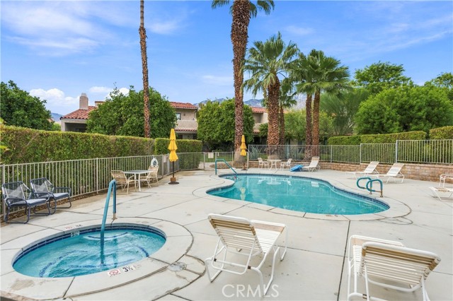182 E Paseo Florido, Palm Springs, CA 92262