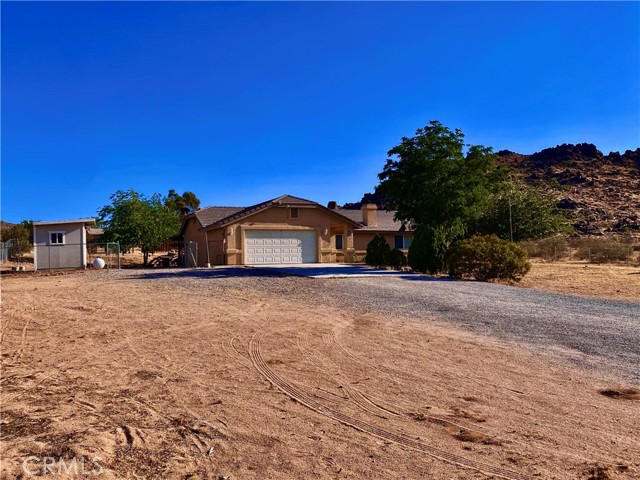 Detail Gallery Image 23 of 23 For 24729 Roxbury Rd #B,  Apple Valley,  CA 92307 - 3 Beds | 2 Baths