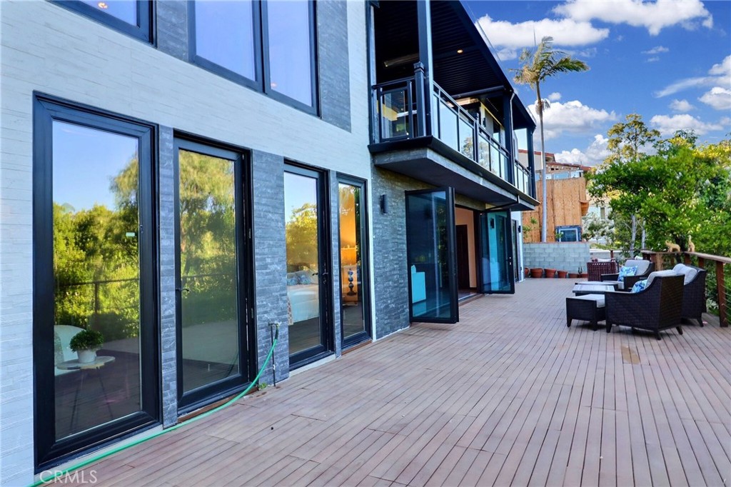 MLS #WS25153368 img 61