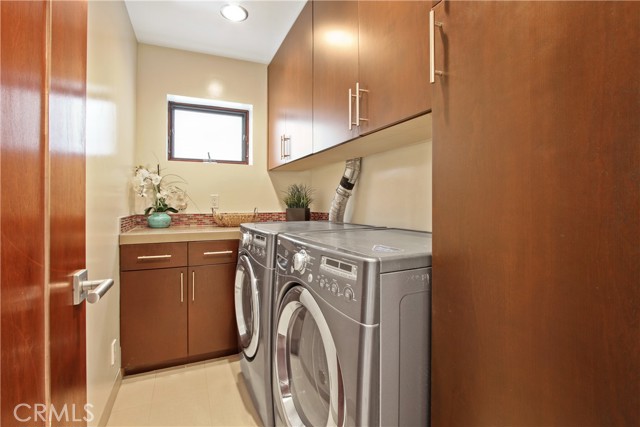 3212 Alma Avenue, Manhattan Beach, California 90266, 3 Bedrooms Bedrooms, ,3 BathroomsBathrooms,Residential,Sold,Alma,SB21214161