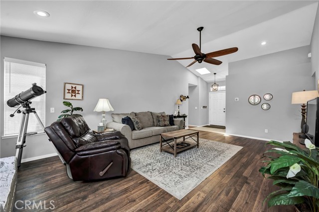 Detail Gallery Image 6 of 30 For 18278 North Shore Dr, Hidden Valley Lake,  CA 95467 - 3 Beds | 2 Baths