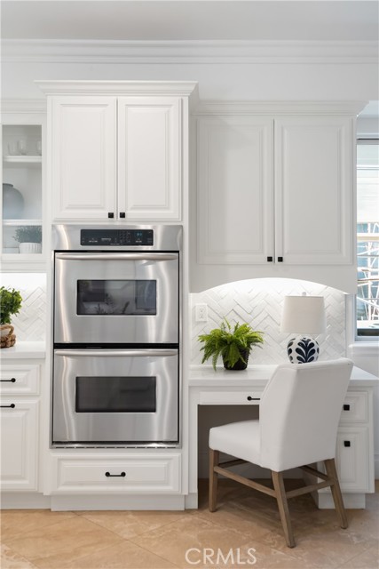 561 33rd Street, Manhattan Beach, California 90266, 5 Bedrooms Bedrooms, ,5 BathroomsBathrooms,Residential,Sold,33rd,SB21226238