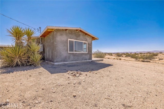 64515 Del Oro Road, Joshua Tree CA: https://media.crmls.org/medias/7ec1fb1a-bf90-4a61-baa8-eb0e0c6667ac.jpg