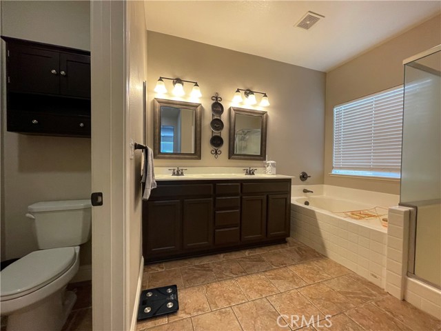 Detail Gallery Image 12 of 16 For 70 Maia Ct, Merced,  CA 95341 - 3 Beds | 2/1 Baths