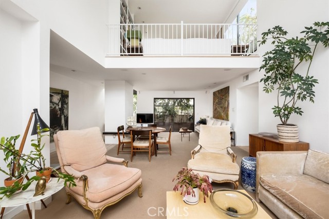 Detail Gallery Image 4 of 24 For 909 Sierra Bonita Ave. #311,  West Hollywood,  CA 90046 - 2 Beds | 2 Baths