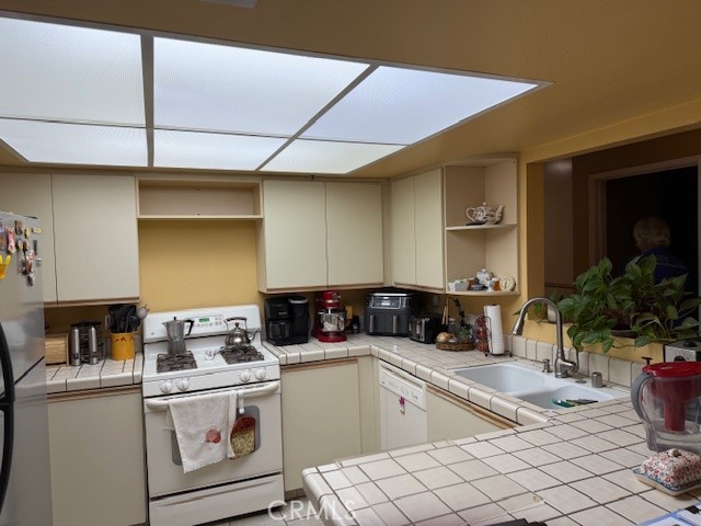 Detail Gallery Image 2 of 4 For 43195 Andrade Ave #L,  Hemet,  CA 92544 - 2 Beds | 2 Baths