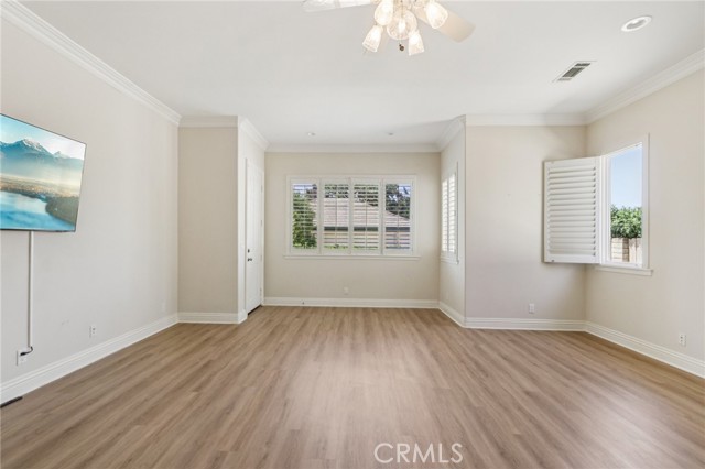 Image 41 of 62 For 16860 Rayen Street