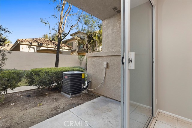 Detail Gallery Image 19 of 23 For 1081 S Positano Ave, Anaheim Hills,  CA 92808 - 2 Beds | 2/1 Baths