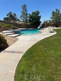 20159 Majestic Dr., Apple Valley CA: https://media.crmls.org/medias/7ec4a7d4-c5e8-45b0-8bdc-88e010e7163d.jpg