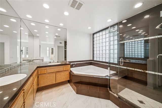 Detail Gallery Image 12 of 19 For 606 Carnation Ave, Corona Del Mar,  CA 92625 - 3 Beds | 2 Baths