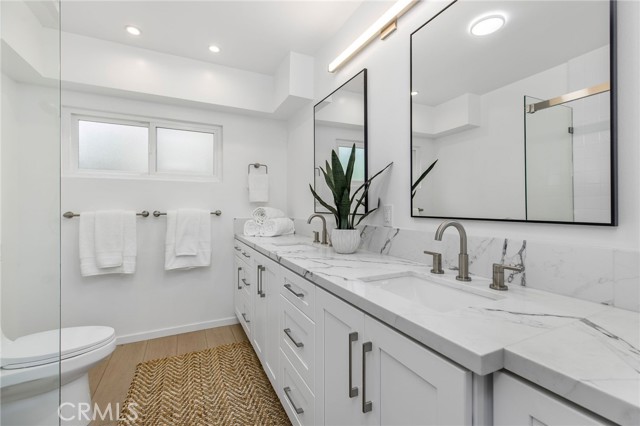 1385 Terrace Way, Laguna Beach CA: https://media.crmls.org/medias/7ec5650d-9ddb-43d4-9599-3be49c6142bf.jpg