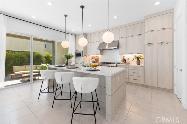 131 Bear Leaf Drive, Lake Forest CA: https://media.crmls.org/medias/7ec57d9a-4525-48a7-a018-2900cf9e58c8.jpg