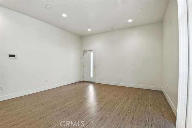 Detail Gallery Image 6 of 31 For 4461 Tujunga Ave #101,  Studio City,  CA 91602 - 3 Beds | 3 Baths
