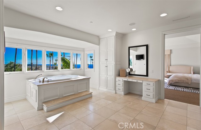 Detail Gallery Image 29 of 52 For 6 Windemere Ct, Newport Coast,  CA 92657 - 5 Beds | 4/1 Baths
