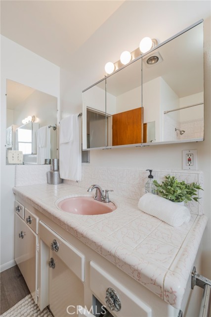 Detail Gallery Image 27 of 36 For 1241 S Walnut, Anaheim,  CA 92802 - 3 Beds | 2 Baths