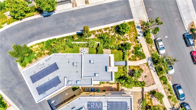 195 Stellar, Irvine CA: https://media.crmls.org/medias/7ec6a4b0-d212-4420-b740-1d1090dd1e0a.jpg