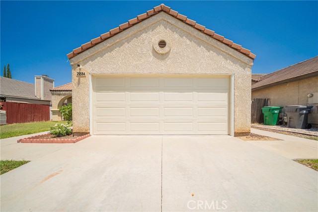 Detail Gallery Image 3 of 42 For 25584 Dracaea Ave, Moreno Valley,  CA 92553 - 3 Beds | 2 Baths