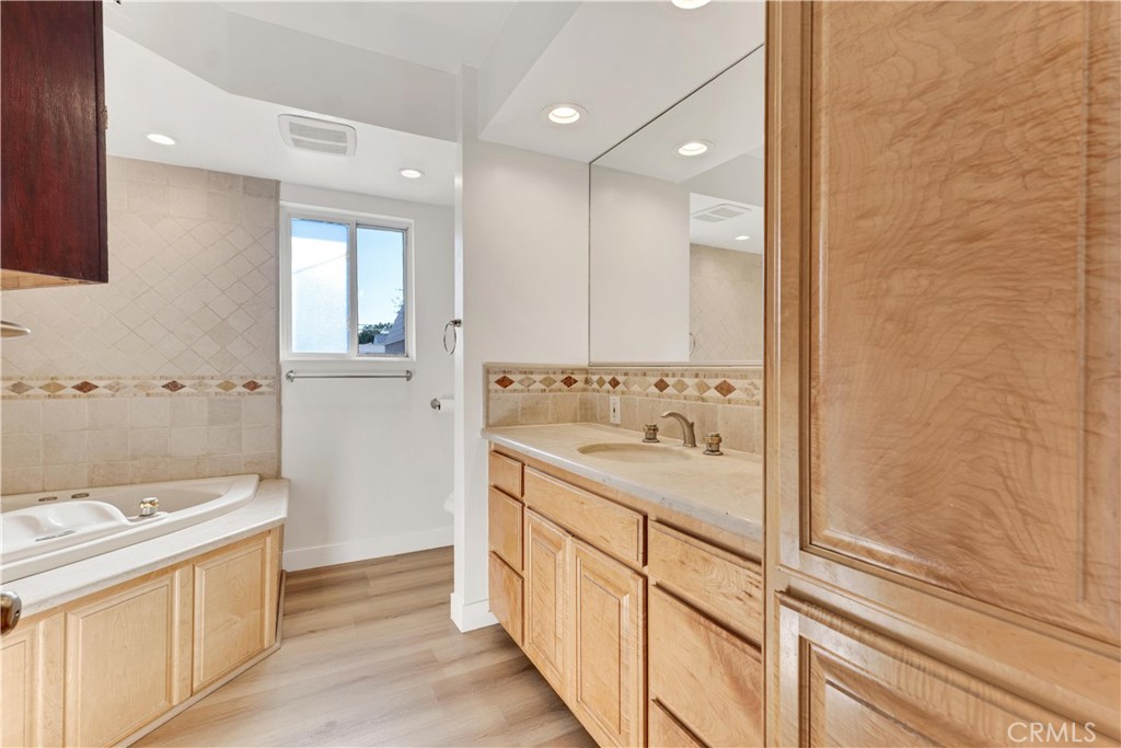 MLS #SR25264435 image #21