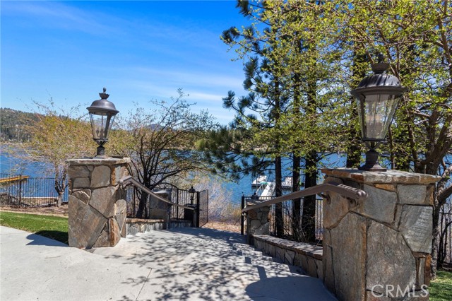 Detail Gallery Image 45 of 58 For 791 Cove Dr, Big Bear Lake,  CA 92315 - 9 Beds | 5/4 Baths