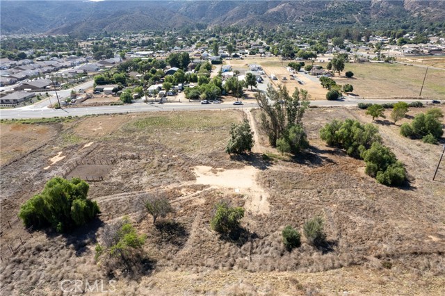 Detail Gallery Image 10 of 29 For 21026 Palomar St, Wildomar,  CA 92595 - – Beds | – Baths