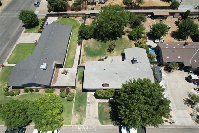 125 Hilton Street, Madera CA: https://media.crmls.org/medias/7ecaf12c-ebce-4c61-8685-fada1923fc32.jpg