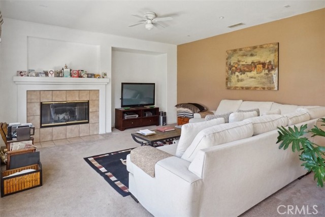 Detail Gallery Image 14 of 38 For 4802 Lakerun Ct, Riverside,  CA 92505 - 4 Beds | 2/1 Baths
