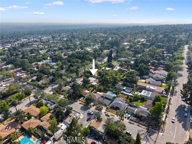 181 E Alegria Avenue, Sierra Madre CA: https://media.crmls.org/medias/7ecbeaf4-ac48-450d-8031-012192f5d78d.jpg