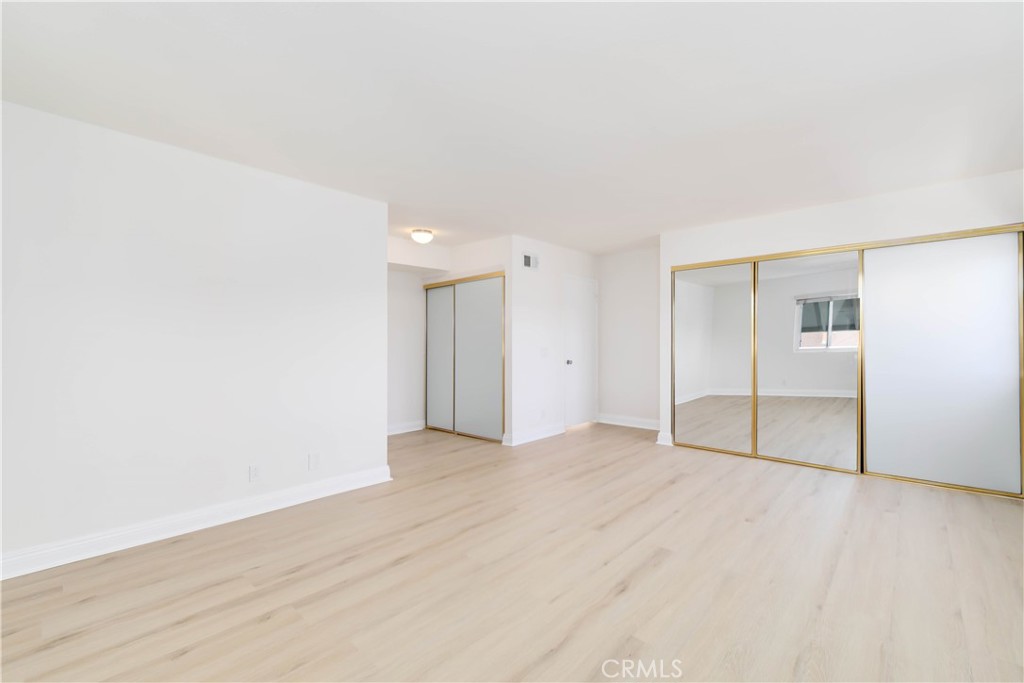 MLS #WS25267882 image #25