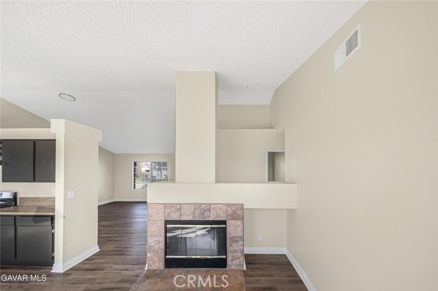 Detail Gallery Image 13 of 28 For 1048 Sequoia Lane, Rosamond,  CA 93560 - 3 Beds | 2 Baths