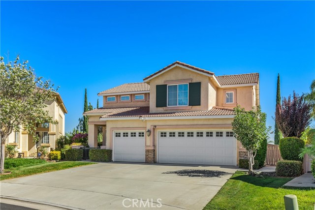 Detail Gallery Image 1 of 1 For 79 Villa Valtelena, Lake Elsinore,  CA 92532 - 3 Beds | 2/1 Baths