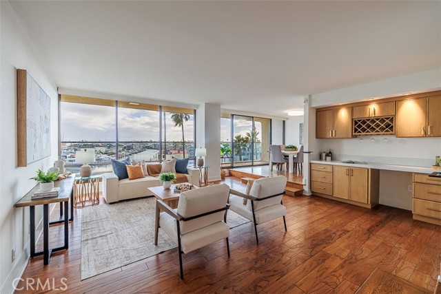 Front Image Thumbnail for CROC26037700