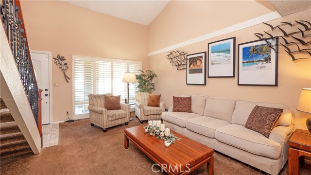 Detail Gallery Image 9 of 55 For 25912 Evergreen Rd, Laguna Hills,  CA 92653 - 4 Beds | 2/1 Baths