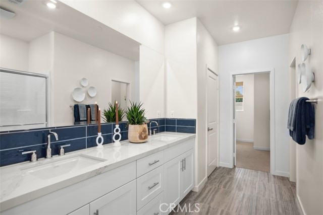 7027 Solara, Westminster CA: https://media.crmls.org/medias/7ece1620-7502-4168-96eb-2931e579a6b7.jpg
