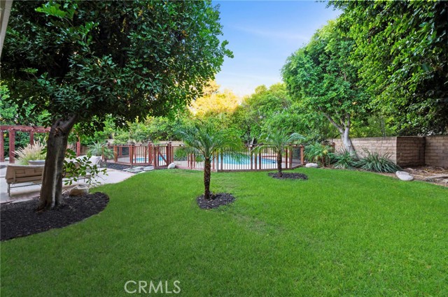 20516 Germain Street, Chatsworth CA: https://media.crmls.org/medias/7eceb672-accd-406d-92d1-7d63c802680e.jpg