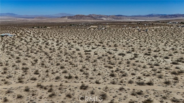 Detail Gallery Image 14 of 16 For 774 Manzanita Rd, Johnson Valley,  CA 92285 - – Beds | – Baths