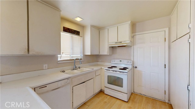 15722 Sago Road, Apple Valley CA: https://media.crmls.org/medias/7ecfa603-ef35-4b58-bf2a-6541f157a03a.jpg