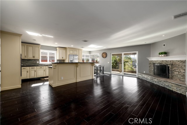 Detail Gallery Image 15 of 58 For 30205 Channel Way, Canyon Lake,  CA 92587 - 3 Beds | 2 Baths