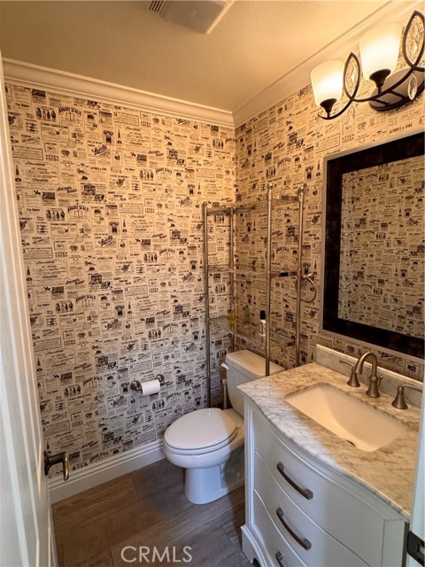 44 Arcata, Irvine CA: https://media.crmls.org/medias/7ed0756b-79ca-4226-ba41-abf8dd983f57.jpg