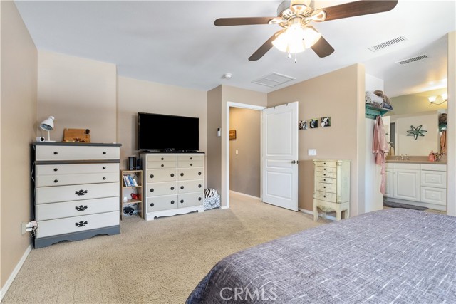 470 Kenton Court, Paso Robles CA: https://media.crmls.org/medias/7ed087e1-5045-4ce3-a66c-af3b55dbc306.jpg
