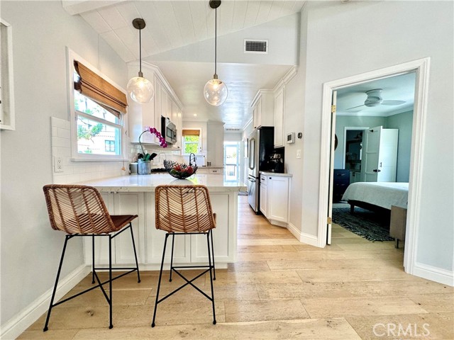 2801 Valley Drive, Manhattan Beach, California 90266, 2 Bedrooms Bedrooms, ,1 BathroomBathrooms,Residential,Sold,Valley,SB24042038