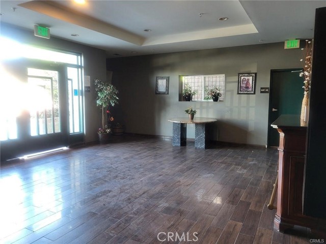 Detail Gallery Image 4 of 9 For 13190 Bromont Ave #108,  Sylmar,  CA 91342 - 2 Beds | 2 Baths