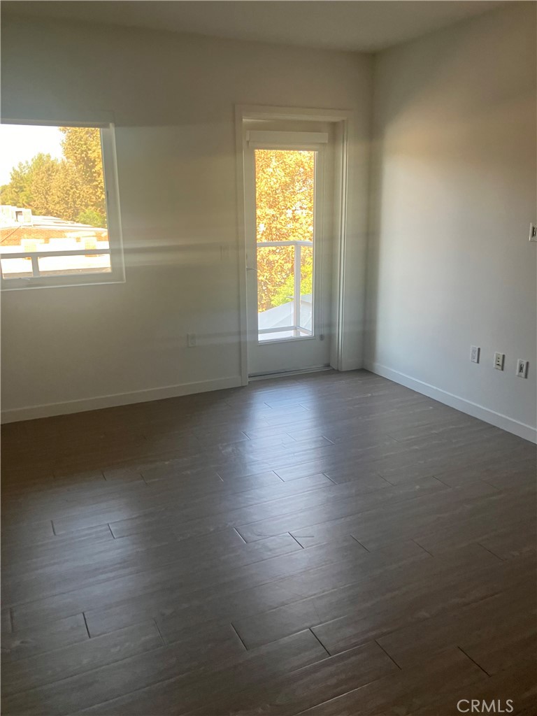 MLS #SR25261695 image #4