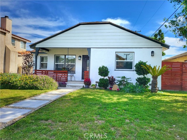 12724 Glenshire Road, Downey, California 90242, 3 Bedrooms Bedrooms, ,1 BathroomBathrooms,Single Family Residence,For Sale,Glenshire,RS25032171