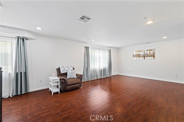 Detail Gallery Image 5 of 45 For 1613 W 224 St #3,  Torrance,  CA 90501 - 3 Beds | 2/1 Baths