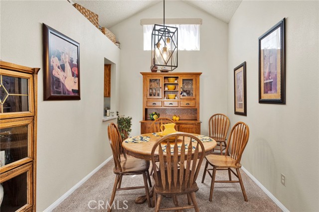 Detail Gallery Image 14 of 44 For 11556 Winifred Dr, Apple Valley,  CA 92308 - 2 Beds | 2 Baths
