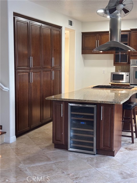 Detail Gallery Image 6 of 40 For 1477 Floral Park, Corona,  CA 92881 - 4 Beds | 3 Baths